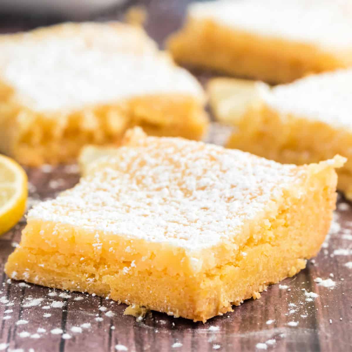 How to Make Irresistible Lemon Bars Cake: A Quick and Easy Dessert Hack